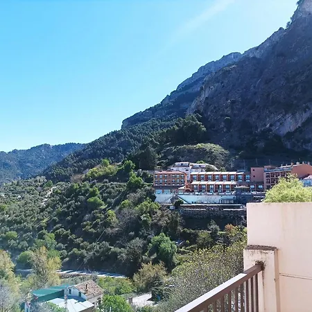 Pena Del Castillo La Iruela Extérieur photo